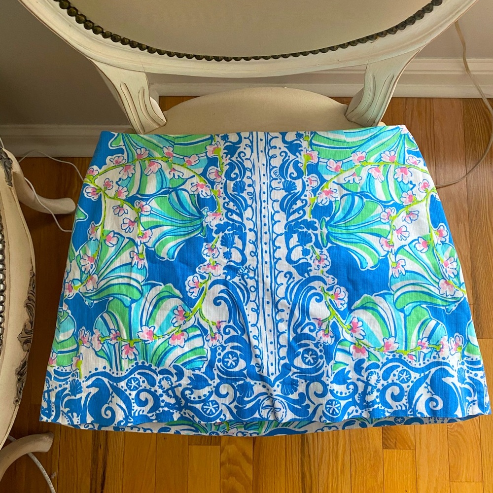 Lily Pulitzer Mini Skirt. Great fit, lined.